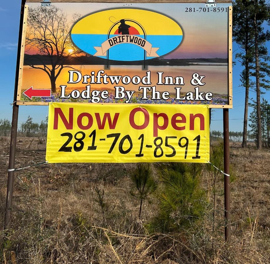 Driftwood Inn And Lodge By The Lake Zwolle المظهر الخارجي الصورة