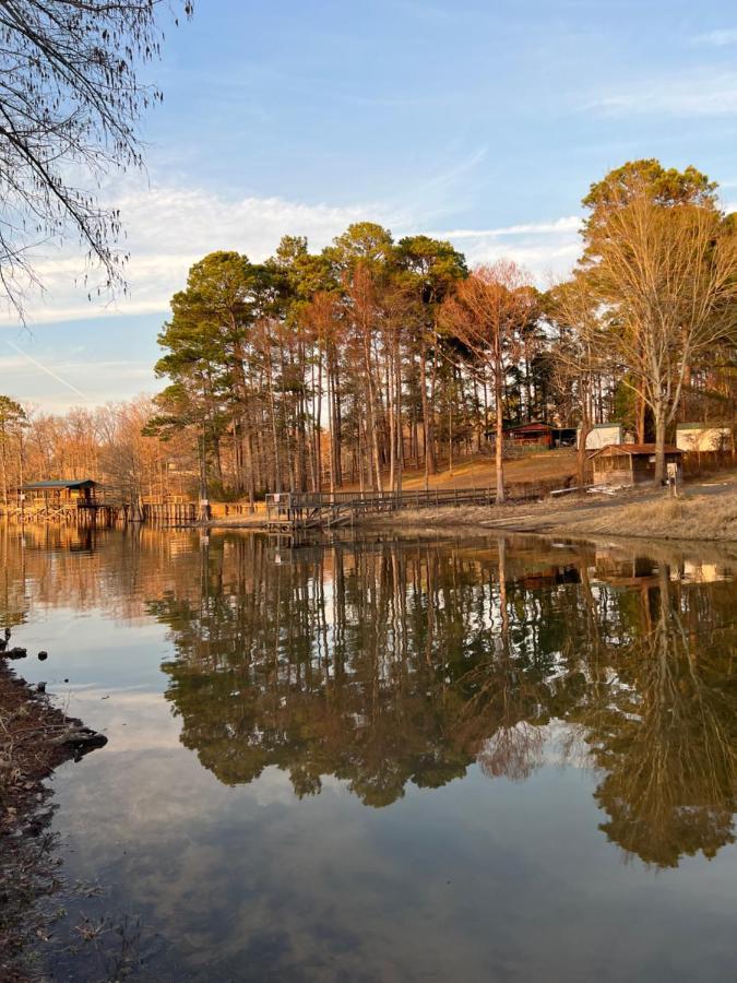 Driftwood Inn And Lodge By The Lake Zwolle المظهر الخارجي الصورة